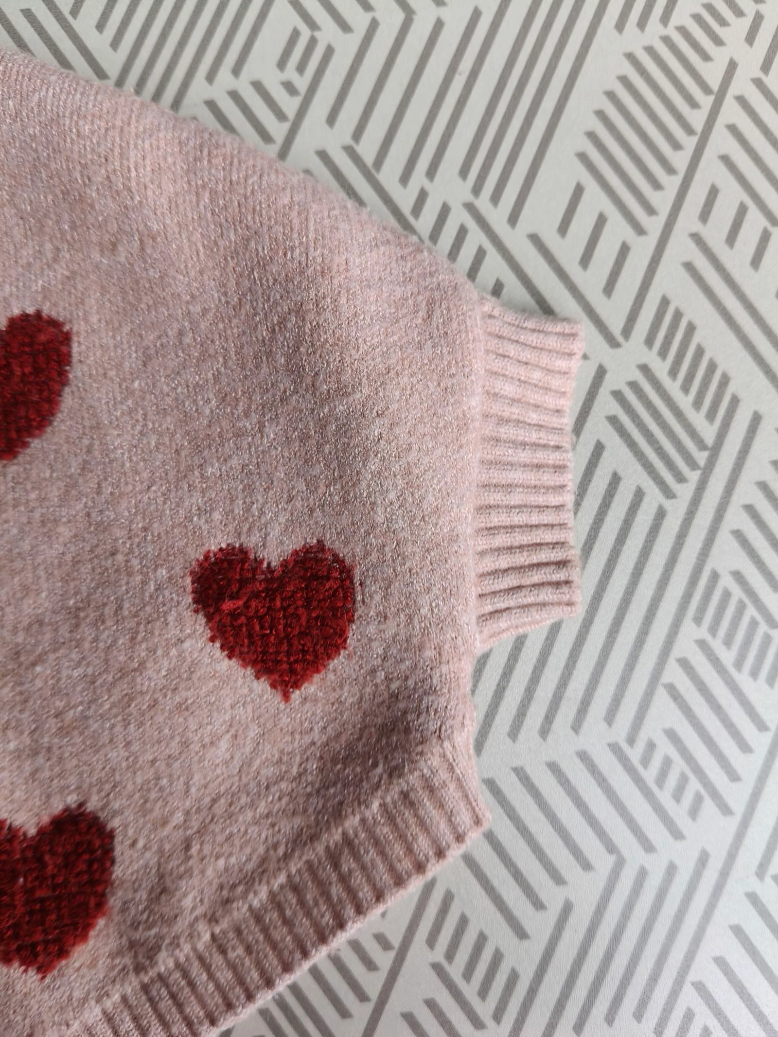 Poncho cálido para niña Zara con corazones rosados de 80 cm – photo 6